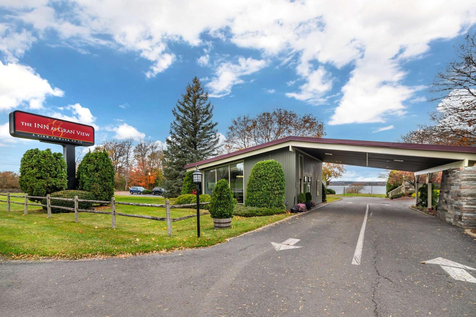 The Inn At Gran View Ogdensburg, Ascend Hotel Collection Eksteriør billede